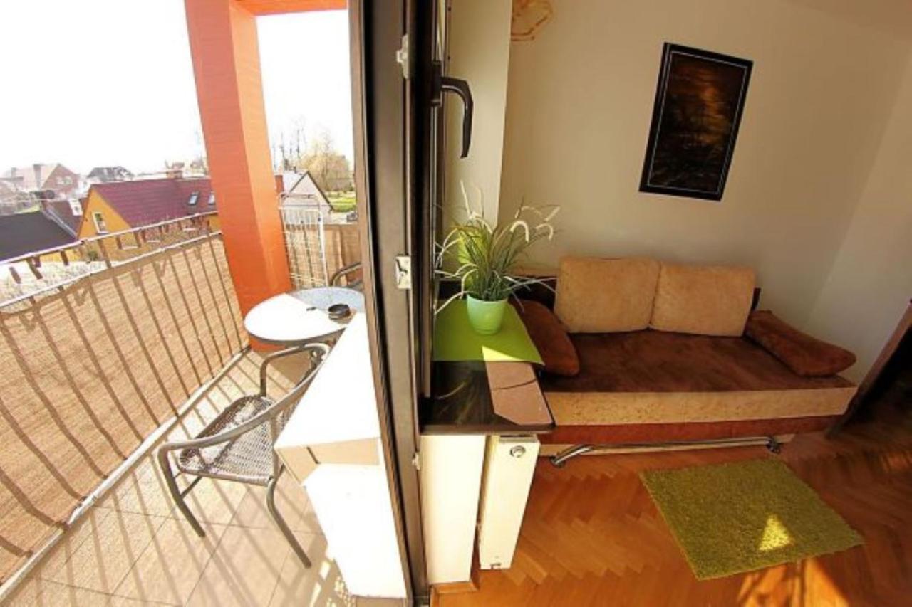 Apartament Teresa Łeba Buitenkant foto